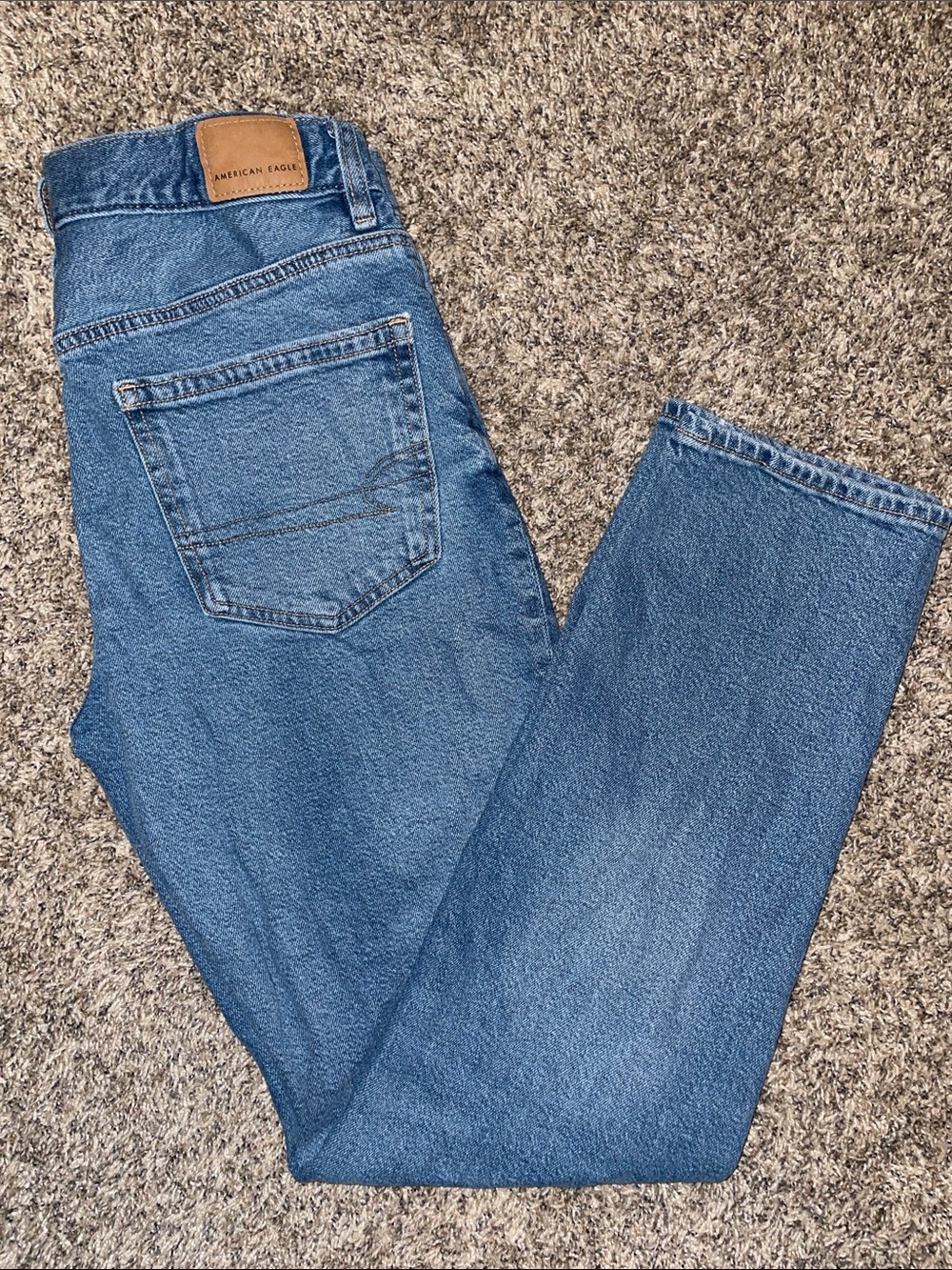 American Eagle Women’s High Rise Straight Leg Denim Jeans NWOT